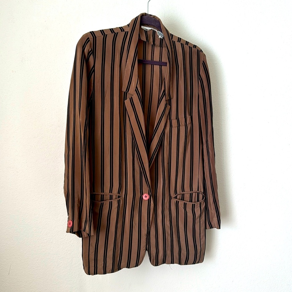 VINTAGE SILK BLAZER